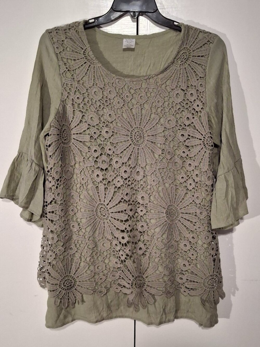 Boutique Sage Green Crochet Lace Tunic Top Size L Boho Bell Sleeve Sheer Overlay - Picture 2 of 6